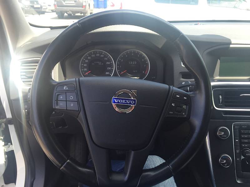 Седан Volvo S60 2011 в Днепре