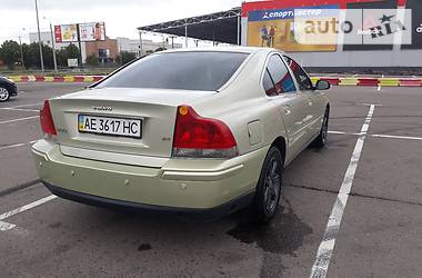 Седан Volvo S60 2005 в Львове