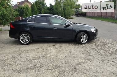 Седан Volvo S60 2013 в 