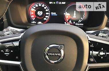 Седан Volvo S60 2019 в Одессе