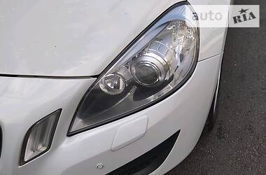Седан Volvo S60 2012 в 