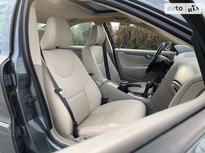 Седан Volvo S60 2005 в Стрые