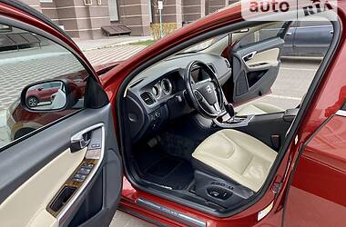 Седан Volvo S60 2012 в Киеве