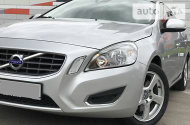 Седан Volvo S60 2011 в 