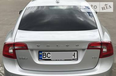 Седан Volvo S60 2011 в 