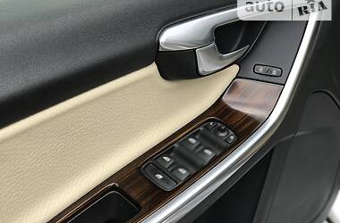 Седан Volvo S60 2011 в 