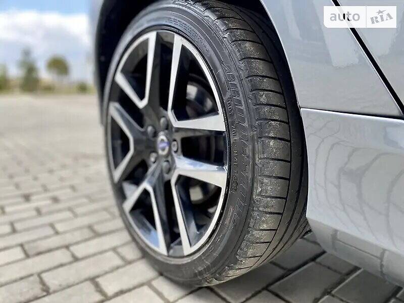 Седан Volvo S60 2016 в Києві