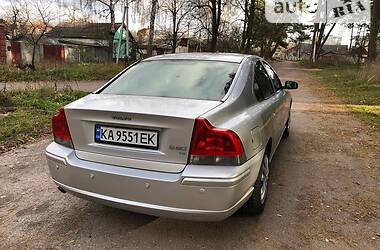 Седан Volvo S60 2005 в Чернигове