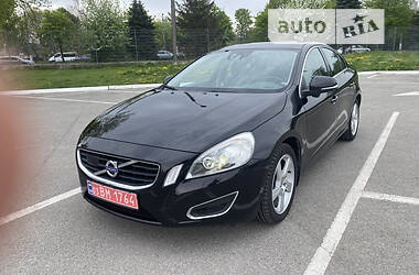 Седан Volvo S60 2010 в Житомире