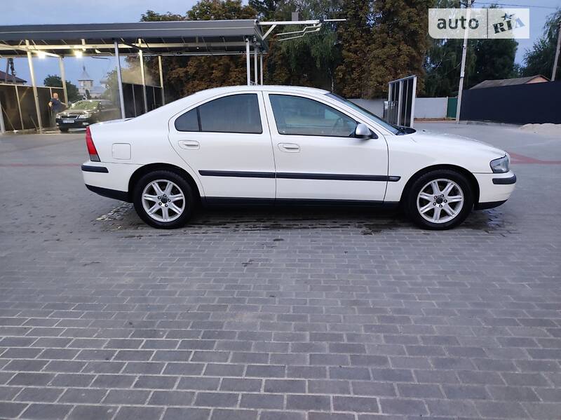 Volvo S60 2.4i