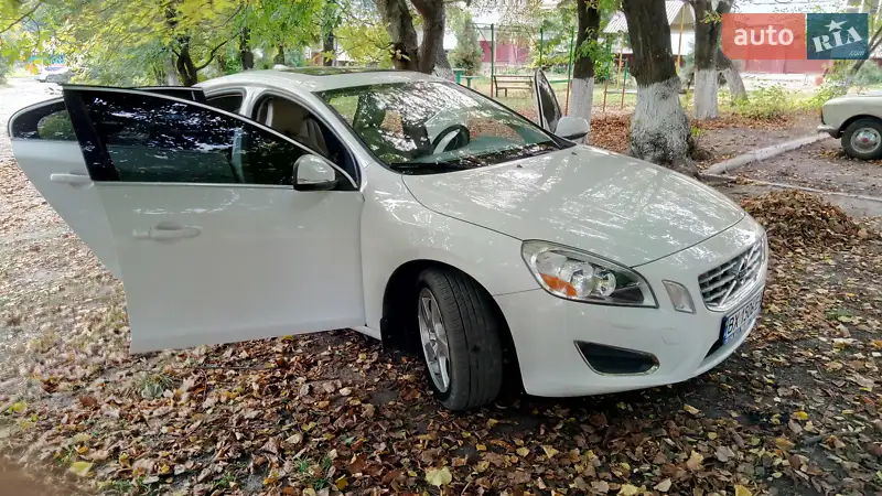 Volvo S60