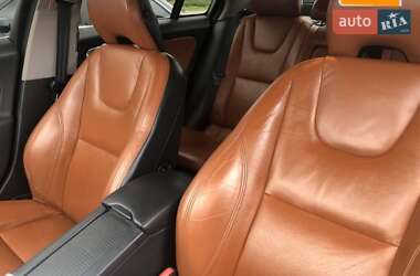 Седан Volvo S60 2011 в 