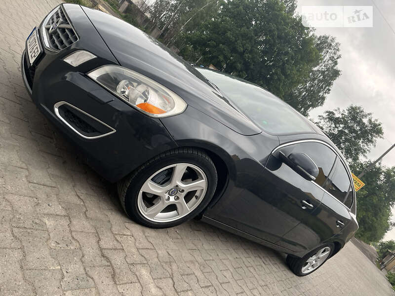 Седан Volvo S60 2013 в Львове фото 11 Седан Volvo S60 2013 в Львове