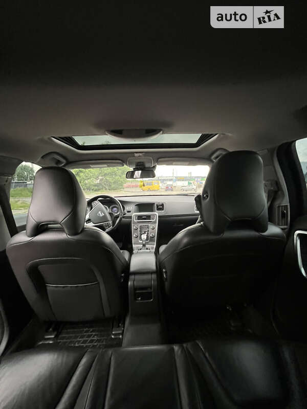 Седан Volvo S60 2013 в Львове фото 19 Седан Volvo S60 2013 в Львове