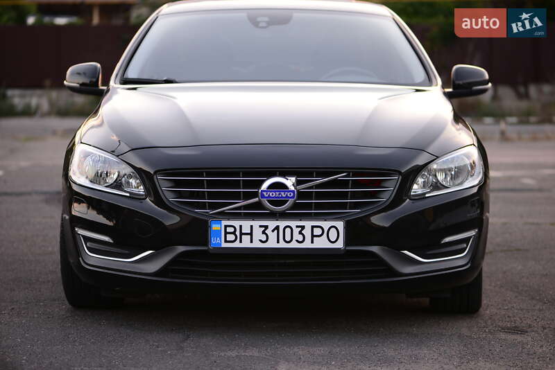 Седан Volvo S60 2015 в Одесі