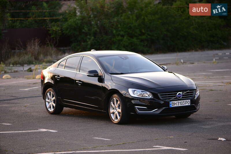 Седан Volvo S60 2015 в Одесі