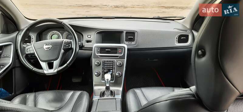 Седан Volvo S60 2012 в Івано-Франківську