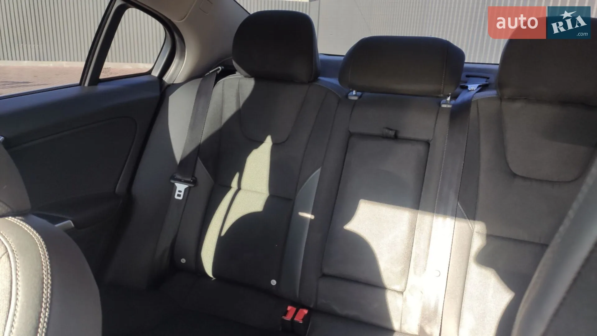 2011 Volvo S60 - мініатюра 17