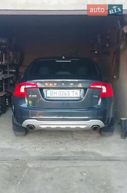 Седан Volvo S60 2011 в 