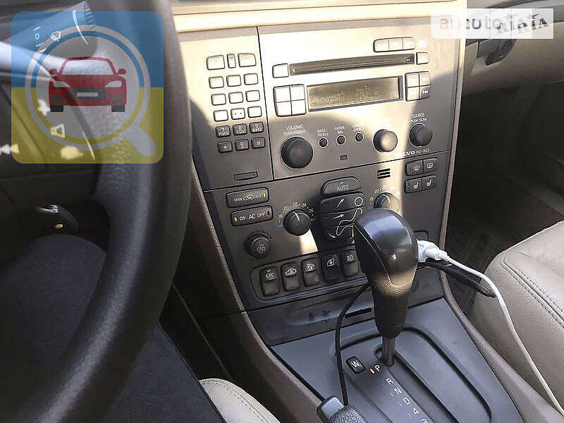 Седан Volvo S60 2001 в Киеве