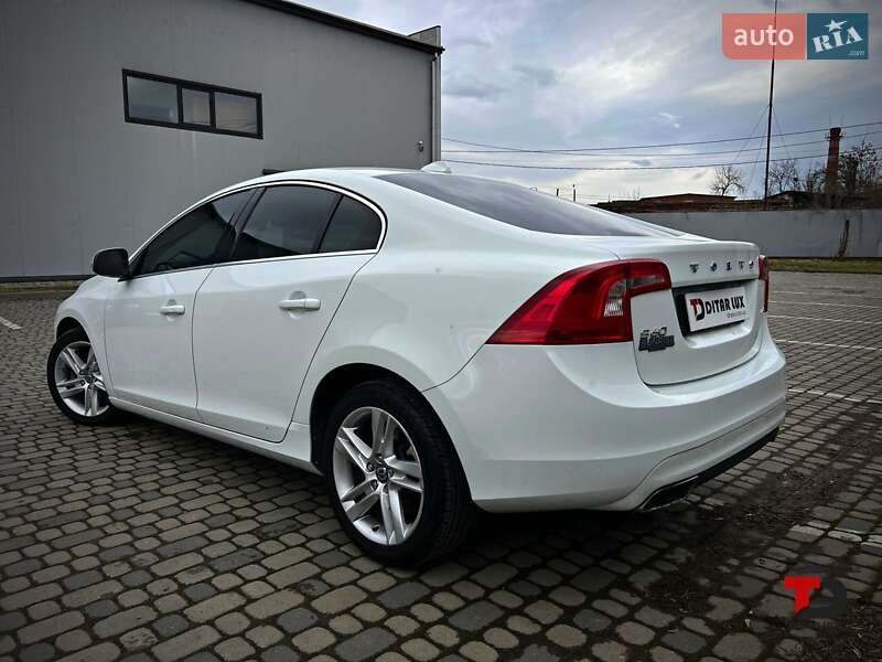 Седан Volvo S60 2014 в Івано-Франківську