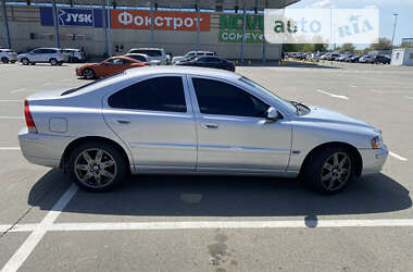 Седан Volvo S60 2005 в Киеве