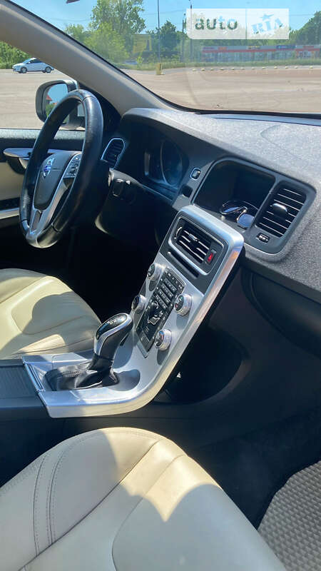 Седан Volvo S60 2017 в Одессе