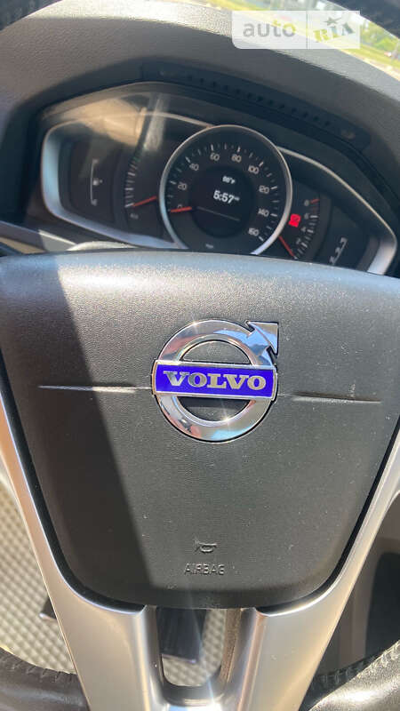 Седан Volvo S60 2017 в Одессе