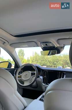 Седан Volvo S60 2019 в Запоріжжі
