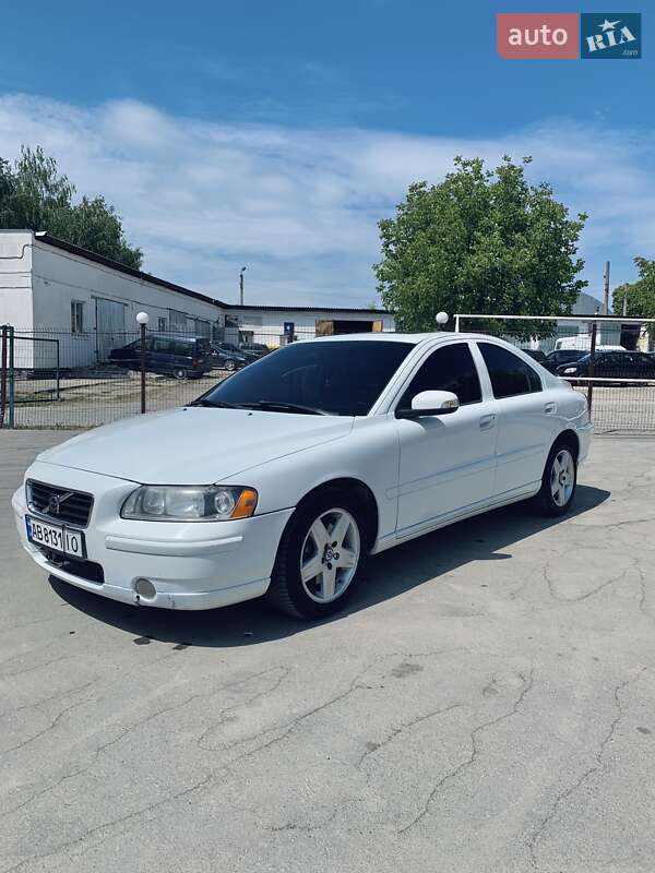 Седан Volvo S60 2006 в Баре