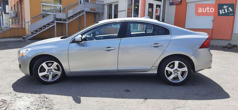 Седан Volvo S60 2012 в Івано-Франківську