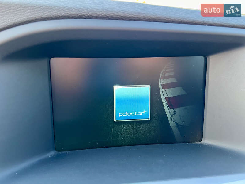 Седан Volvo S60 2015 в Киеве фото 74 Седан Volvo S60 2015 в Киеве