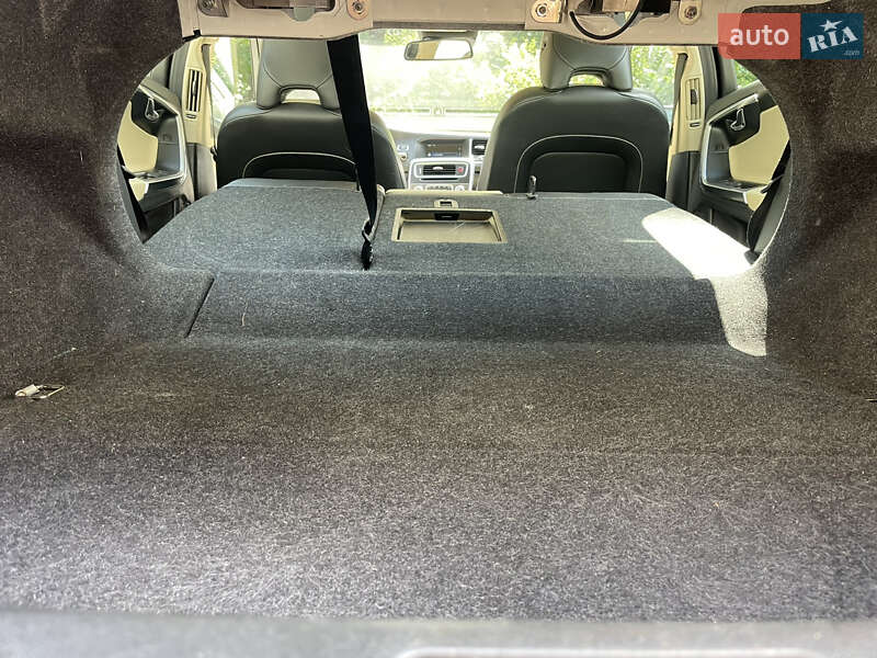 Седан Volvo S60 2011 в Харькове фото 10 Седан Volvo S60 2011 в Харькове