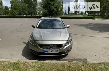 Седан Volvo S60 2014 в Южноукраїнську