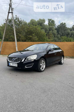 Седан Volvo S60 2012 в Чернігові