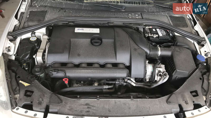 Седан Volvo S60 2010 в Киеве