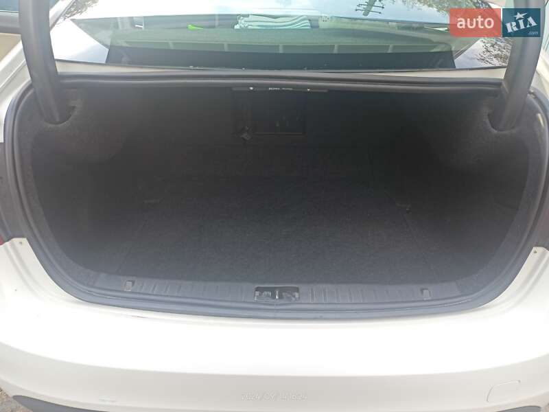 Седан Volvo S60 2010 в Киеве