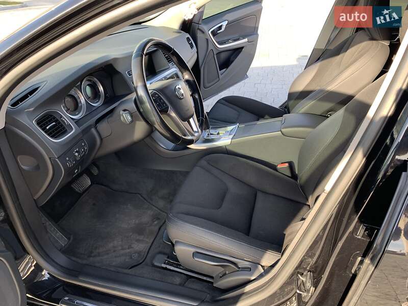 Седан Volvo S60 2012 в Львові фото 7 Седан Volvo S60 2012 в Львові