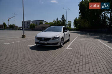 Седан Volvo S60 2013 в Тернополі