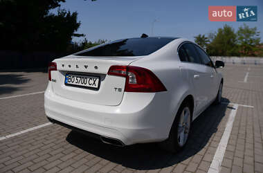 Седан Volvo S60 2013 в Тернополі