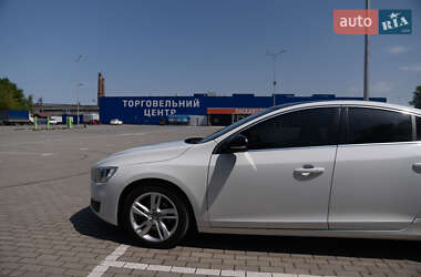 Седан Volvo S60 2013 в Тернополі