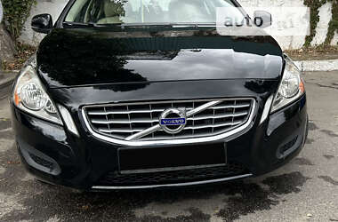 Седан Volvo S60 2012 в Києві