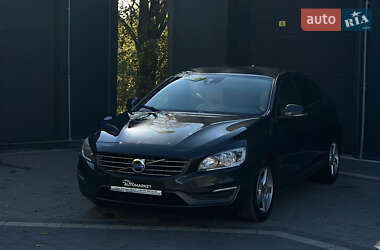 Седан Volvo S60 2014 в 