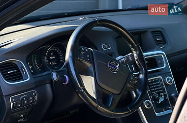 Седан Volvo S60 2014 в 