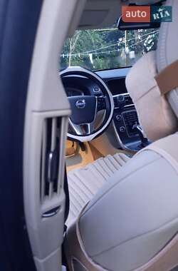 Седан Volvo S60 2013 в 