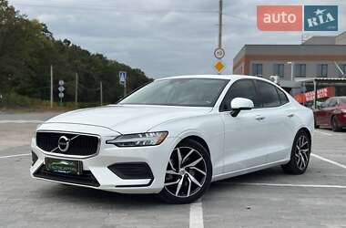 Седан Volvo S60 2019 в Киеве