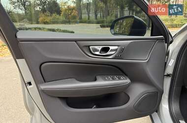 Седан Volvo S60 2024 в 