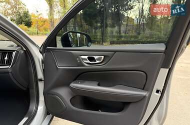 Седан Volvo S60 2024 в 
