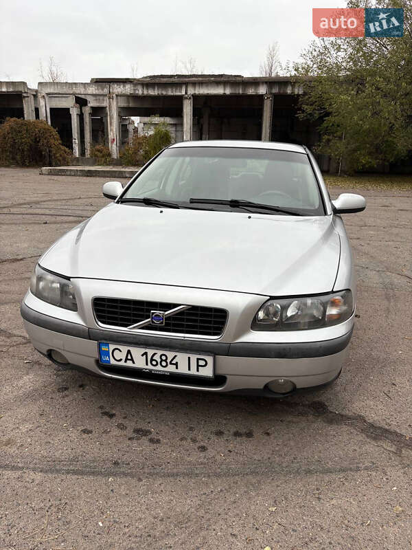 Седан Volvo S60 2002 в Золотоноше