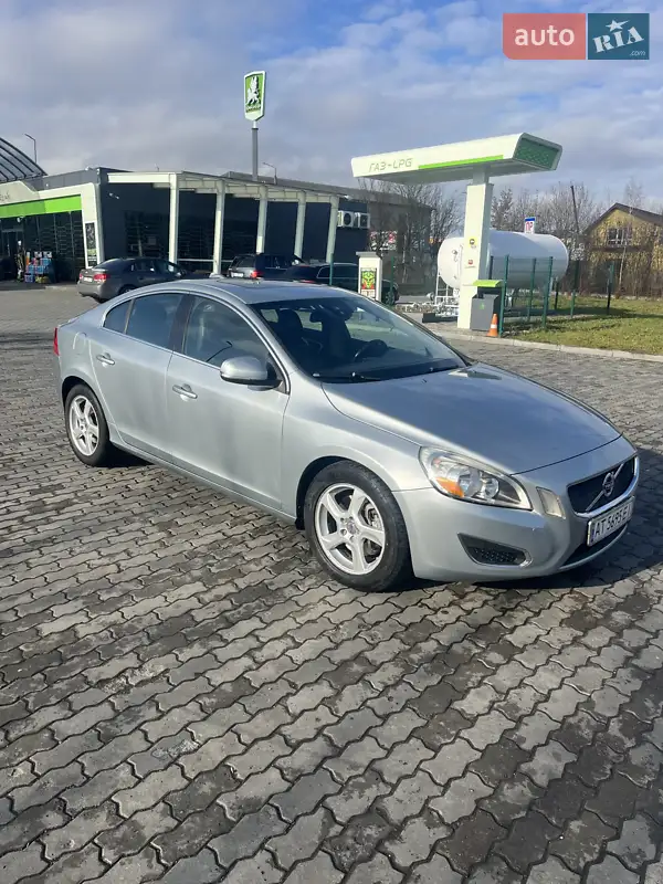 Volvo S60 2013